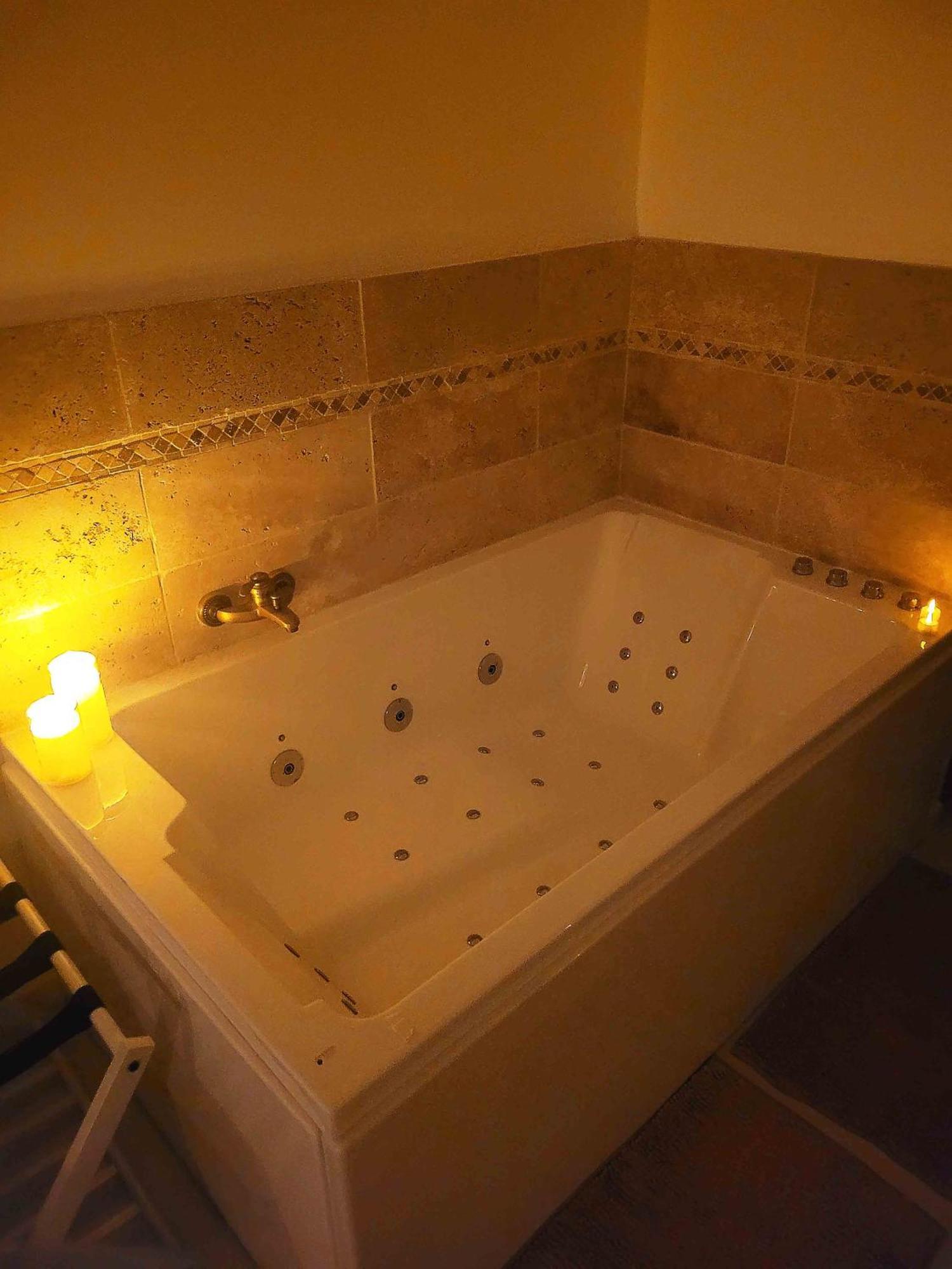 Dream Of Mediterranean House, Jacuzzi, Bbq, Delices Ensoleilles Сартрувиль Экстерьер фото