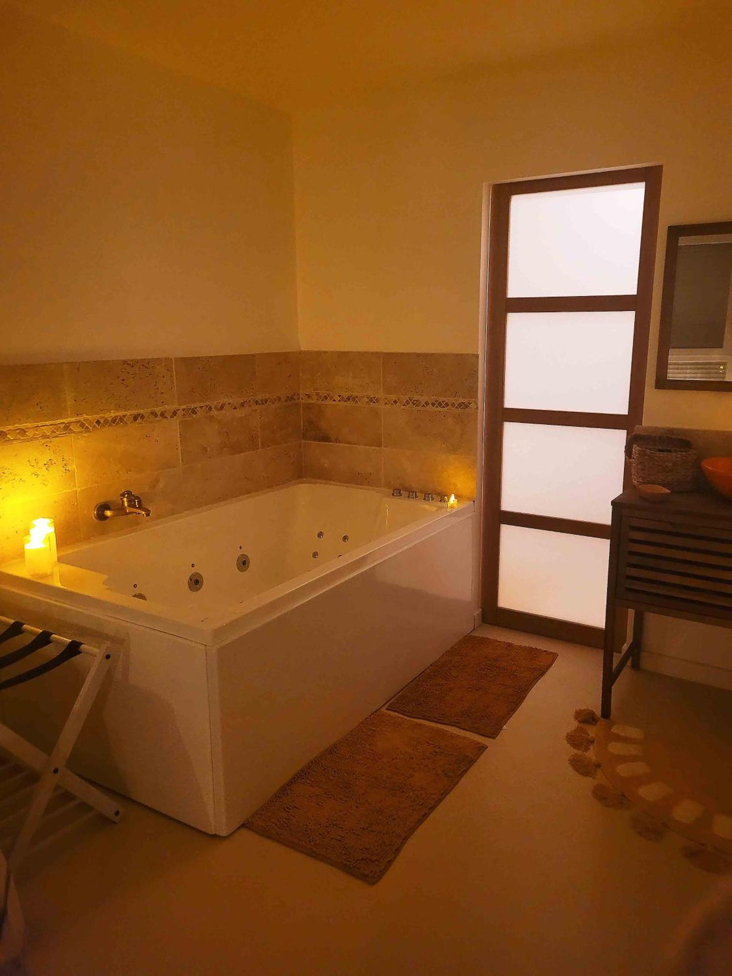 Dream Of Mediterranean House, Jacuzzi, Bbq, Delices Ensoleilles Сартрувиль Экстерьер фото